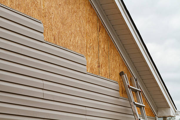 24/7 Emergency Storm Damage Siding Repair experts in Stedman, NC
